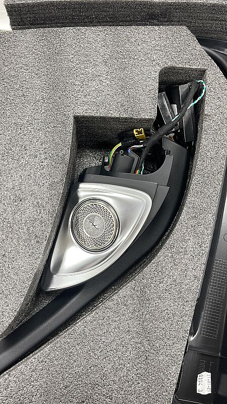 Mercedes Benz EQC 4D Tweeter - 3