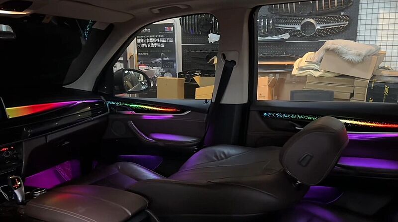 BMW X5 14 18 Piano Black Galaxy Model Trimli Hop Kapaklı İç Ambiyans Aydınlatması - 4