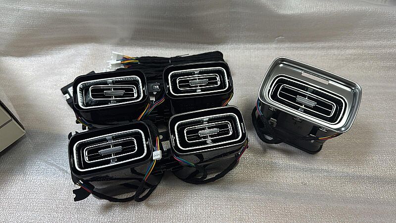 Mercedes Benz GLE GLS W167 X167 Front Airvent Full Set - 2