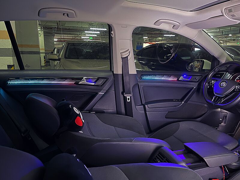 Volkswagen Golf 7 7.5 Trimli Piano Black Galaxy Model 2 Rainbow Trimli İç Ambiyans Aydınlatmsı - 6