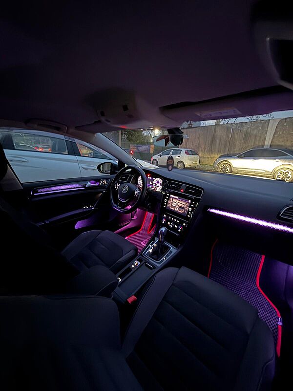 Volkswagen Golf 7 7.5 Trimli  Piano Black Galaxy Rainbow Trimli İç Ambiyans Aydınlatması - 8