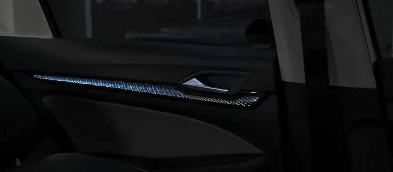 Volkswagen Golf 8 Dragon Model Trimli Ambiyans Aydınlatması - 2