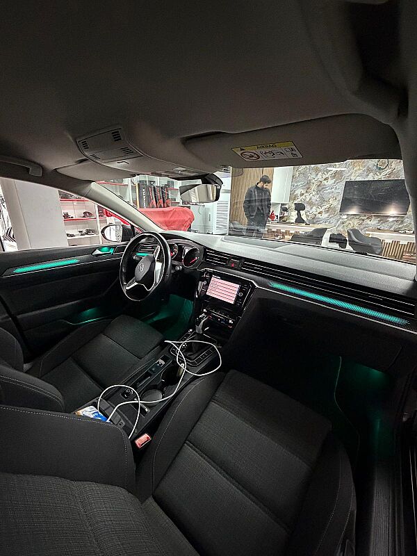Volkswagen Passat B 8.5 Carbon Trimli İç Ambiyans Aydınlatması - 2